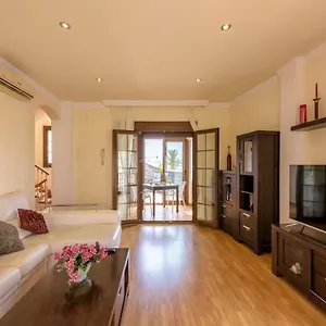apartamento-centrico-pintada-46-nerja.1costadelsol.com/